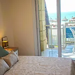Versalles C 1 1 - Only Families Apartman Cambrils
