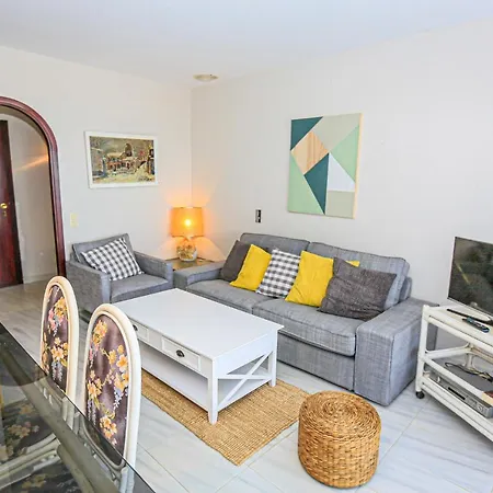 Versalles C 1 1 - Only Families Apartment