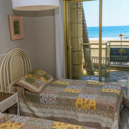 Versalles C 1 1 - Only Families Apartment Cambrils