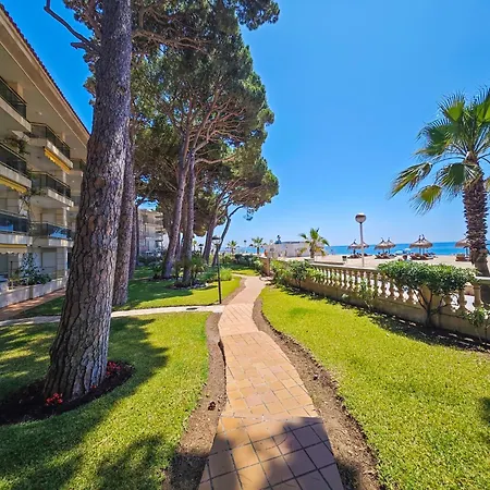 Versalles C 1 1 - Only Families * Cambrils